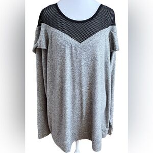 LIVI Lane Bryant Soft Gray Tunic Top + Black Mesh Accents  Plus Sz 22/24 3x